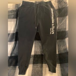 Abercrombie & Fitch joggers. Size small. Black